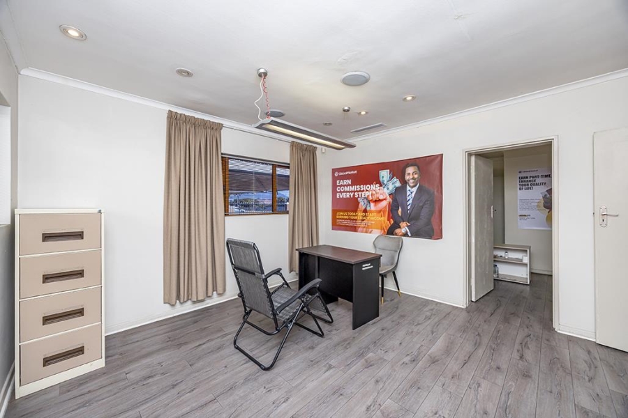 To Let commercial Property for Rent in Milnerton Western Cape